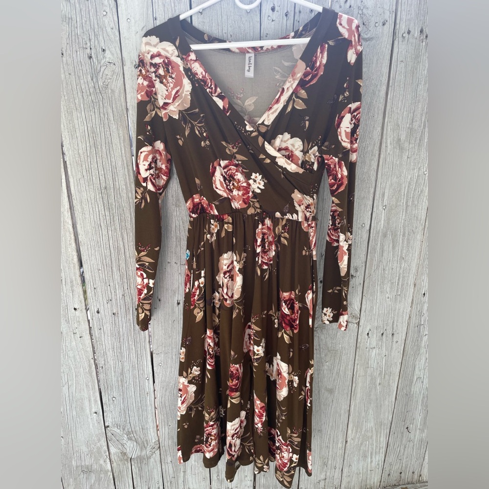 Wren & Ivory Maternity/Nursing Dress